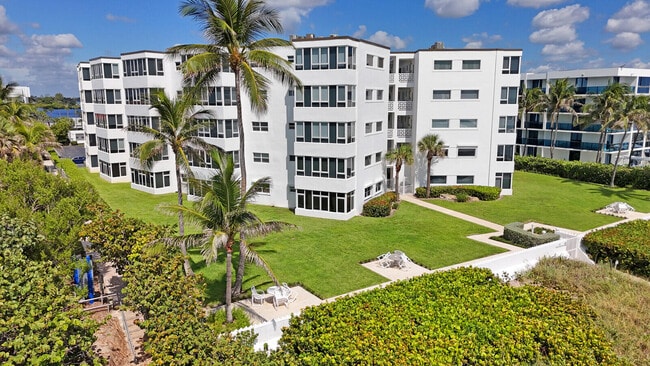 Building Photo - 2850 S Ocean Blvd