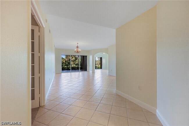 Building Photo - 9142 Cherry Oaks Ln
