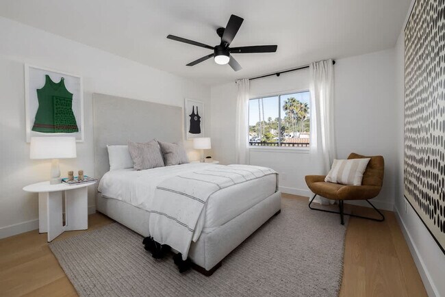 Building Photo - 4747 Marina Dr