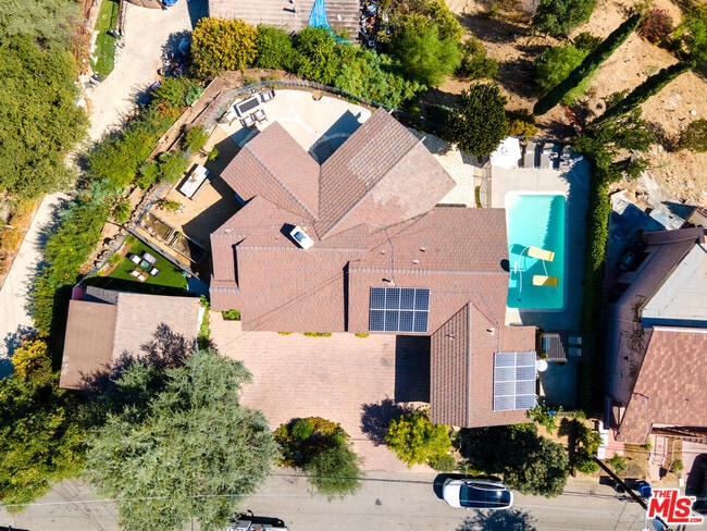 Building Photo - 4530 San Blas Ave