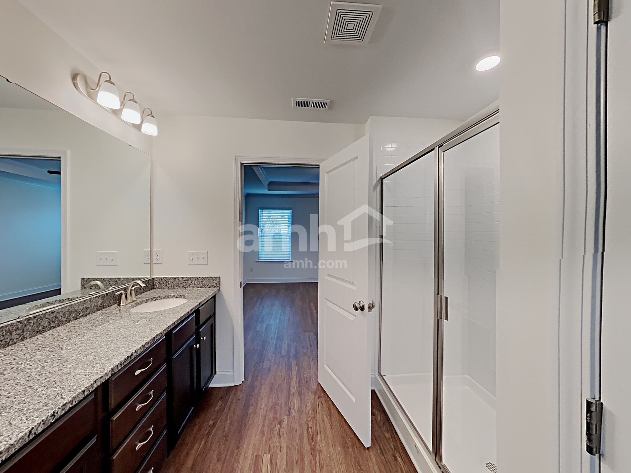 Building Photo - 2128 Laurel Vlg Cir