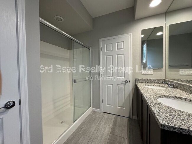 Building Photo - 20167 W Buchanan St