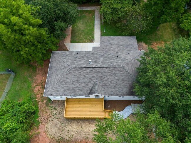 Building Photo - 522 Stell Rd