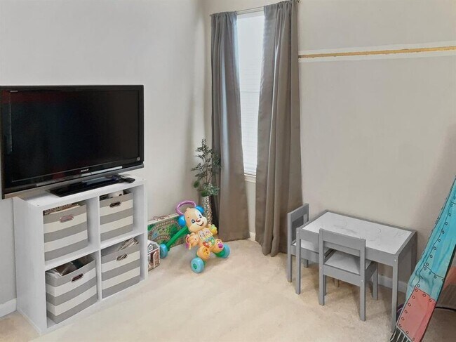 Building Photo - 21235 Bending Green Way