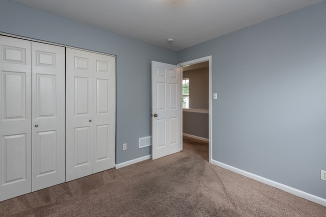 Building Photo - 4839 Heritage Heights Cir