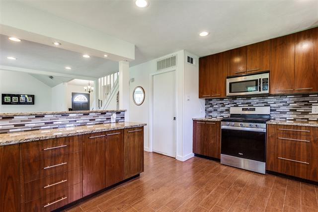 Building Photo - 2223 Big Bend Dr