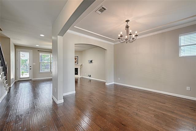 Building Photo - 8000 Choctaw Ln