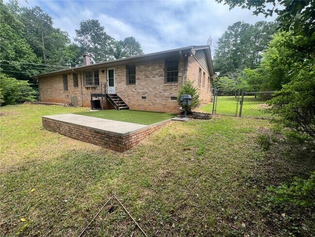 Building Photo - 5136 Sunset Trail