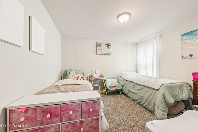 Building Photo - 205 Cane Run Ct