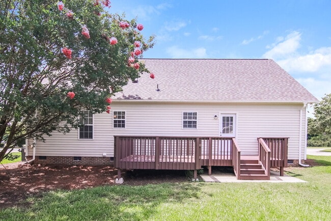 Building Photo - 147 Tralee Dr