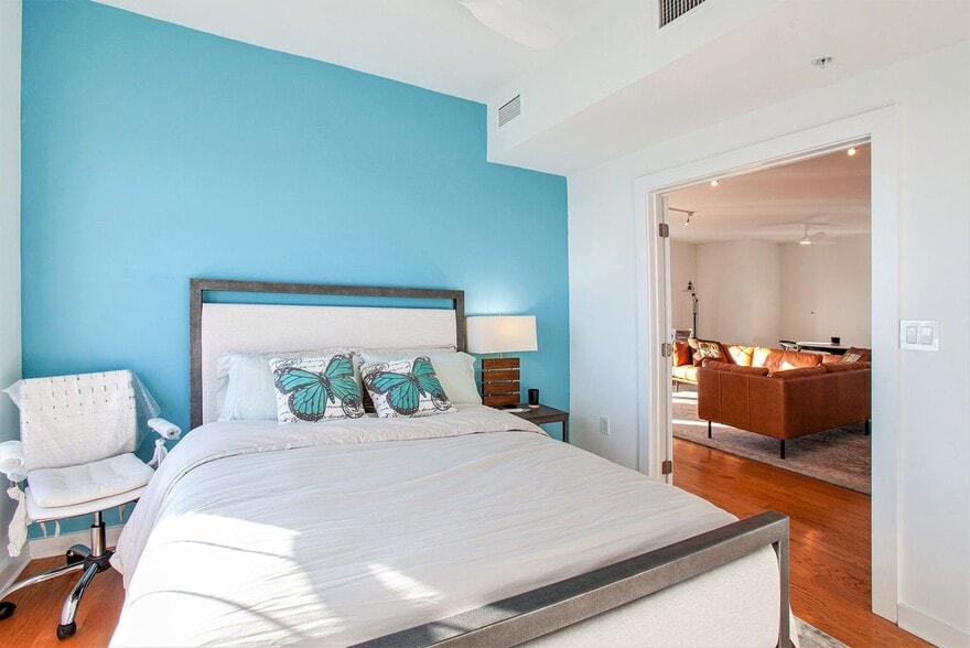 Building Photo - 199 14th St NE