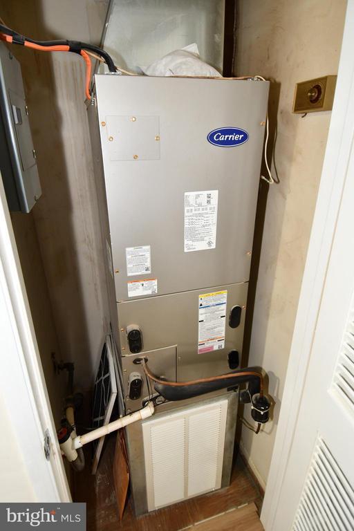 Building Photo - 15003 Candover Ct