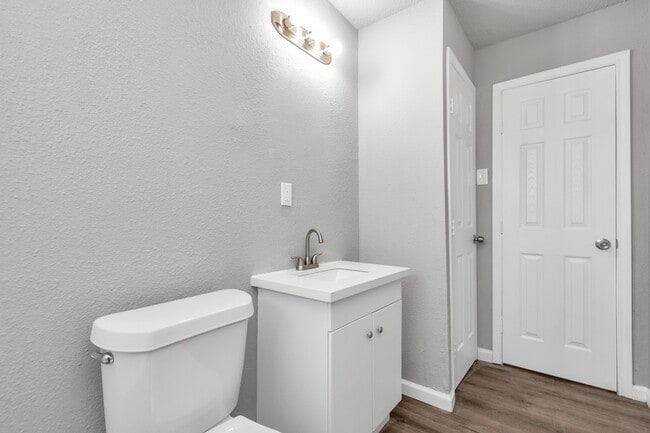 Building Photo - 3655 Seabrook St