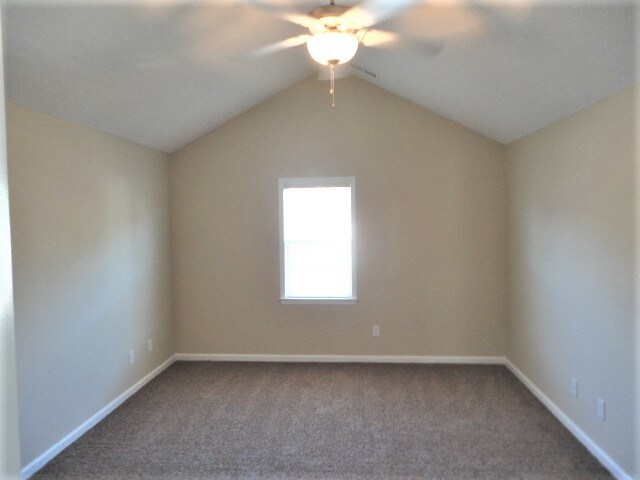 Building Photo - 85 Dove Pointe Ln