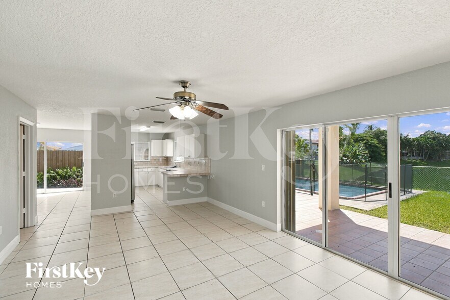 Building Photo - 9734 SW 212th St