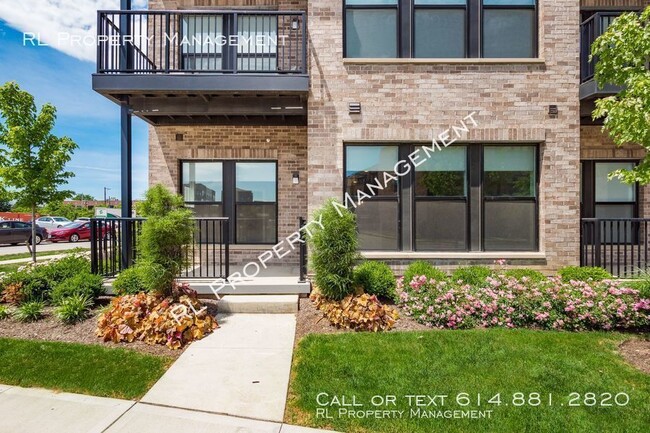 Building Photo - 751 N 6th St