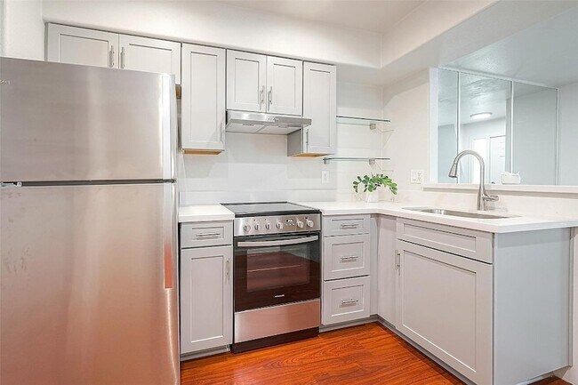 Building Photo - 2601 Marilee Ln