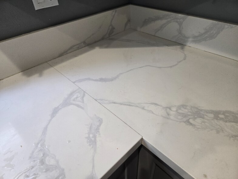 Building Photo - 954 Euclid Ave