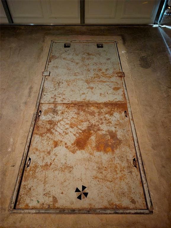 Building Photo - 609 Sally Ct