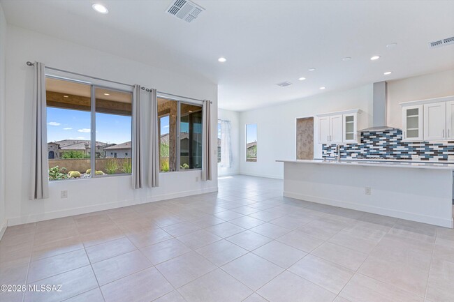 Building Photo - 30660 S Osprey Dr