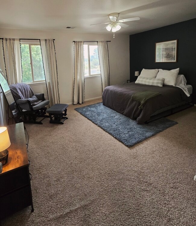 Building Photo - 2465 Theresea Ln