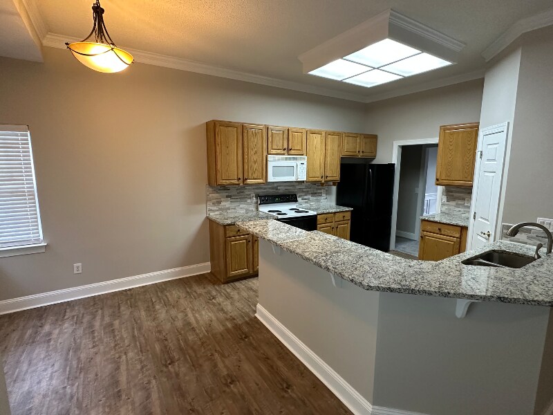 Building Photo - 4722 Lone Tree Ct