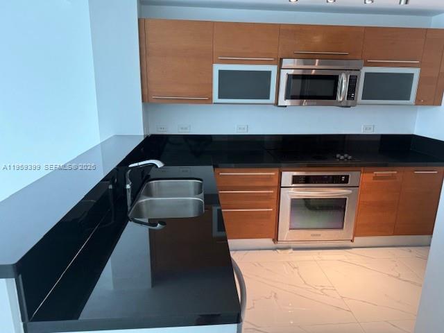 Building Photo - 253 NE 2nd St