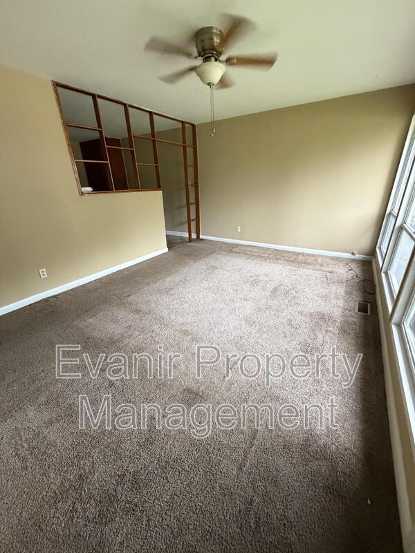 Building Photo - 5176 Rucks Rd