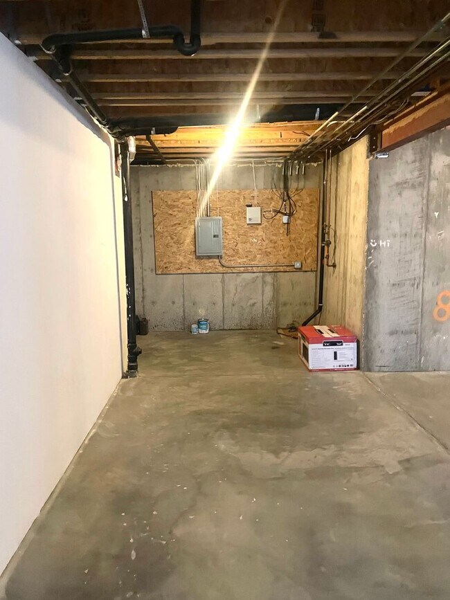 Building Photo - Ranch Home in Great Location