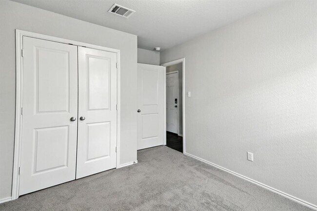 Building Photo - 174 Moon Stone Trail