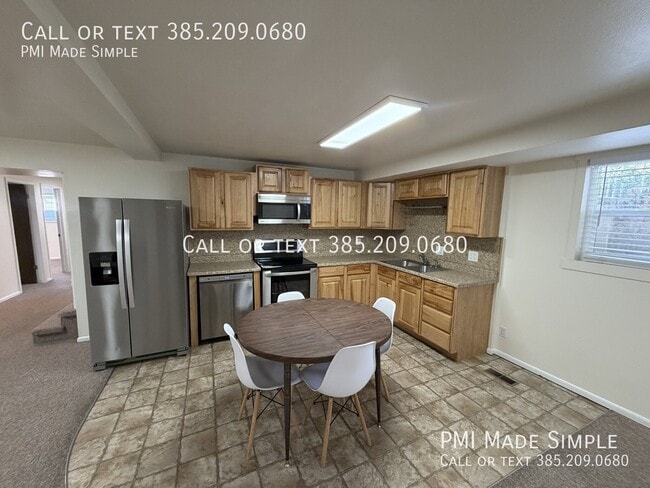 Building Photo - 1089 E 640 S