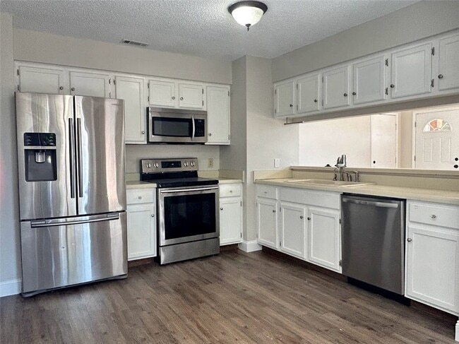 Building Photo - 4052 N Abington Ct