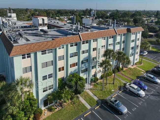 Building Photo - 801 83rd Ave N