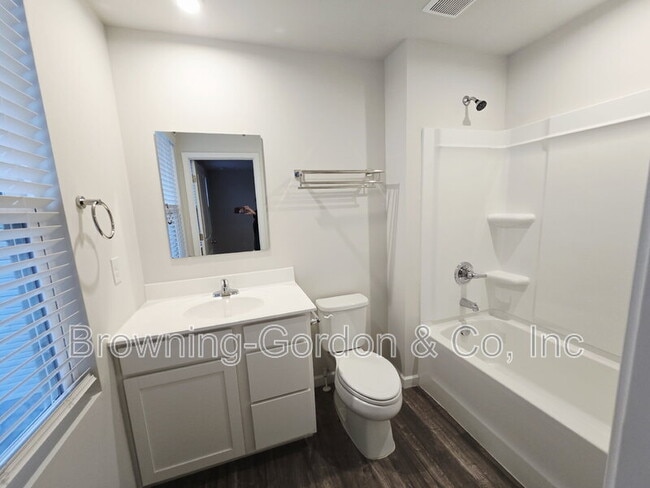 Building Photo - 1026 Cone Blvd