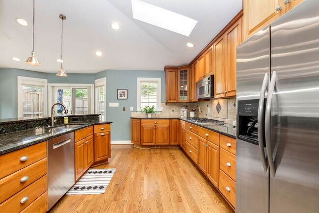 Building Photo - Chevy Chase Home