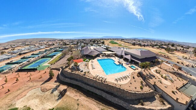 Building Photo - 4593 S Flaming Arch Dr