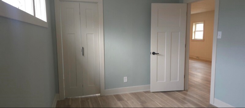 Building Photo - 1117 N Iowa St