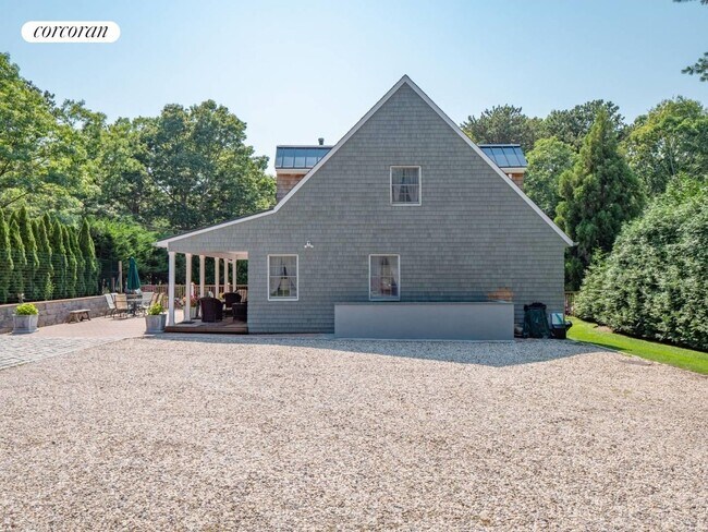 Building Photo - 84 Middle Hwy