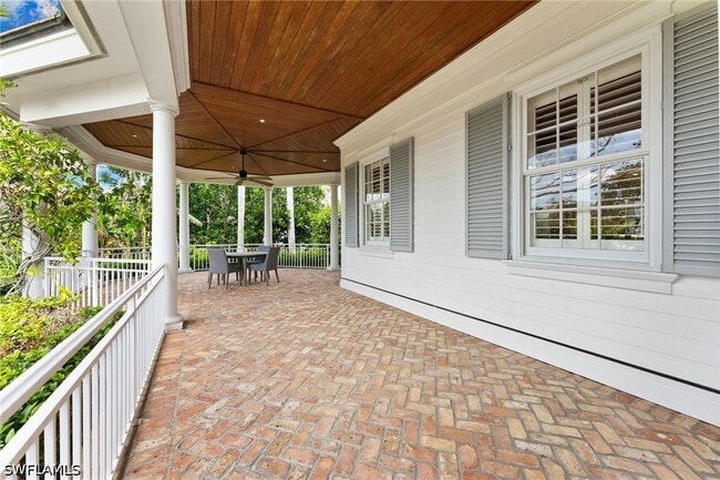 Building Photo - 2325 Lantern Ln