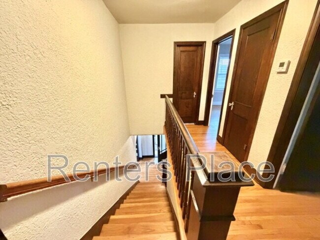 Building Photo - 5524 S Owasso Ave
