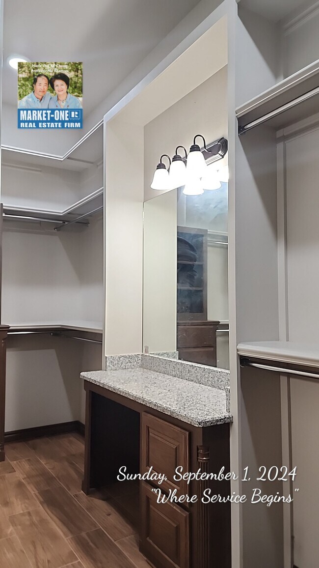 Building Photo - 13122 Porsche Ln