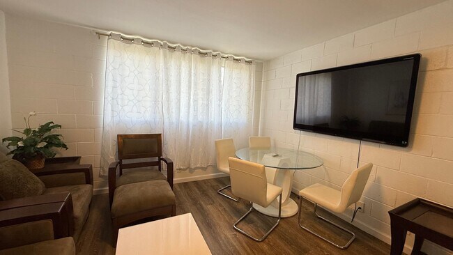 Building Photo - Iolani Terrace