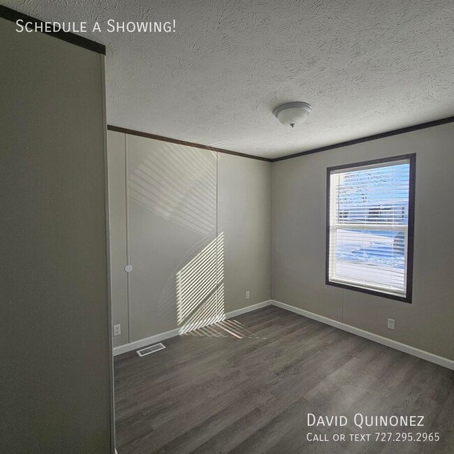 Building Photo - 5705 Heather View Ln