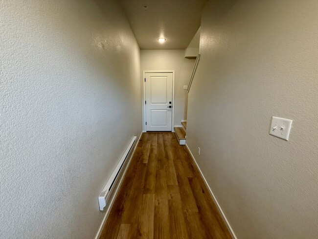 Building Photo - 1804 Iron Wheel Dr