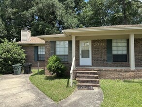 Building Photo - 2084 Pats Place