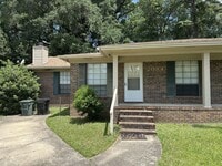 Building Photo - 2084 Pats Place