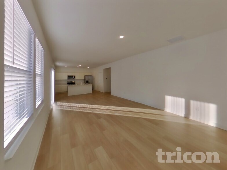 Building Photo - 11815 Moorfield Ln