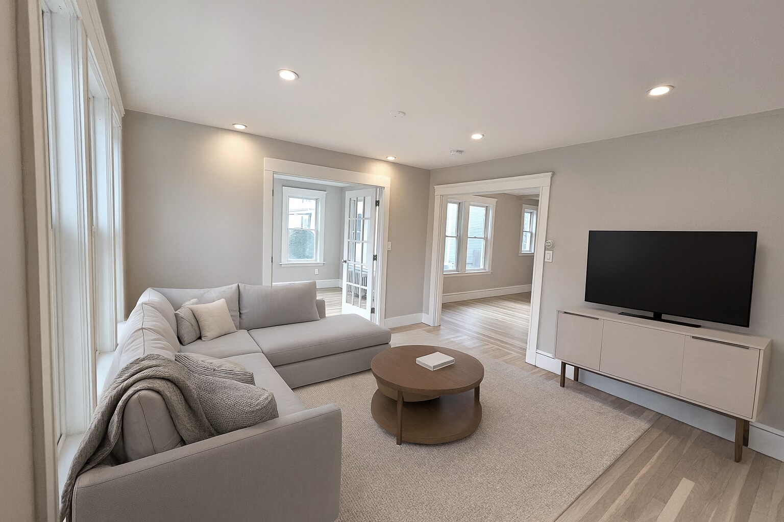 Building Photo - 70 Tufts St