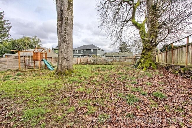 Building Photo - 2 Bed, 1 Bath Home in St. Johns near George Park