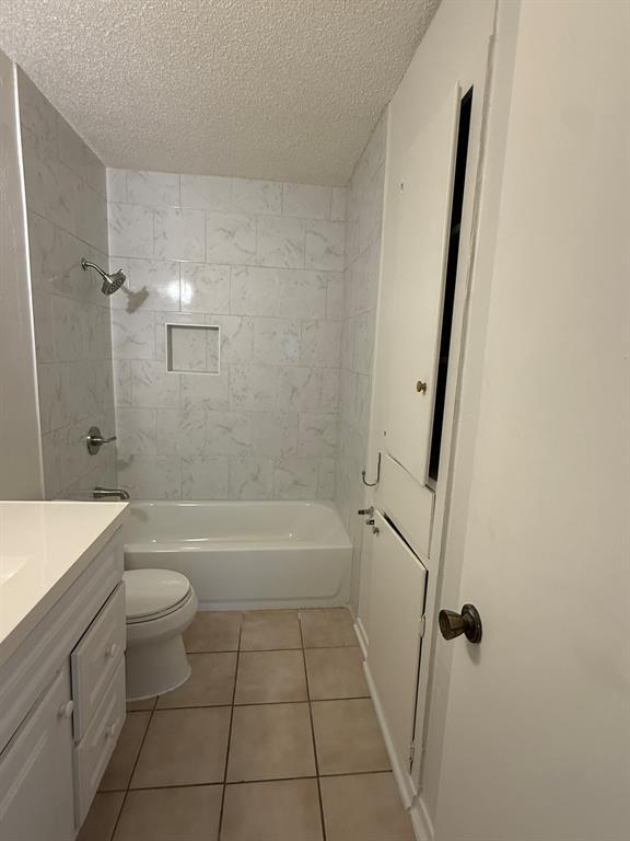 Building Photo - 3405 Willowrun Cove